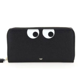 Pocket size, practical and fun wallet!